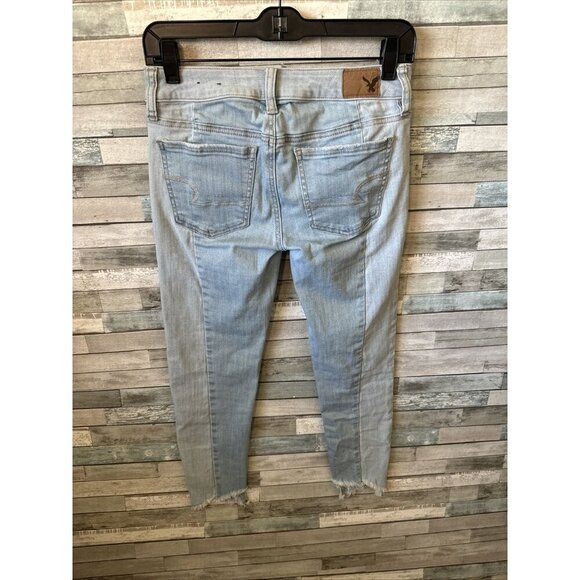 Women’s American Eagle Jegging Crop Jeans Light Wash Size 2 - Picture 13 of 15